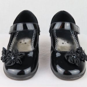 Toddler girls black dress shoes
